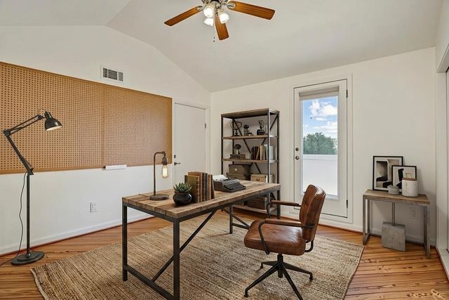 702 W Clay Street, Houston, TX 77019