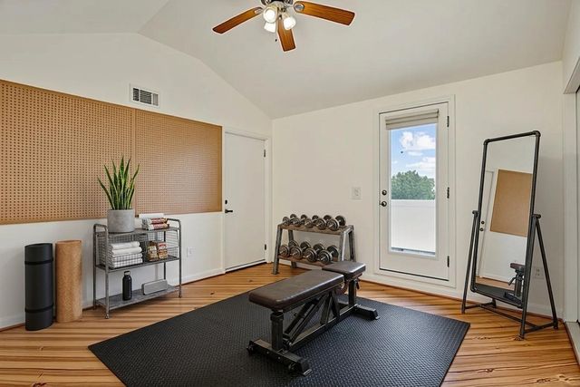 702 W Clay Street, Houston, TX 77019