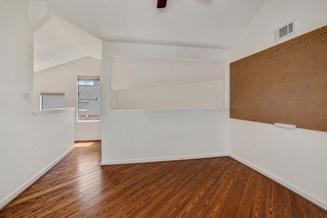 702 W Clay Street, Houston, TX 77019