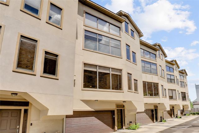 702 W Clay Street, Houston, TX 77019