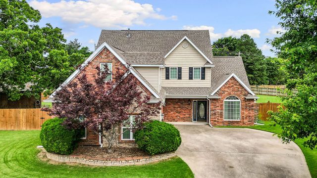 6425 W Pagosa Place, Fayetteville, AR 72704