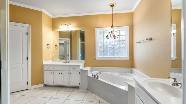 6425 W Pagosa Place, Fayetteville, AR 72704