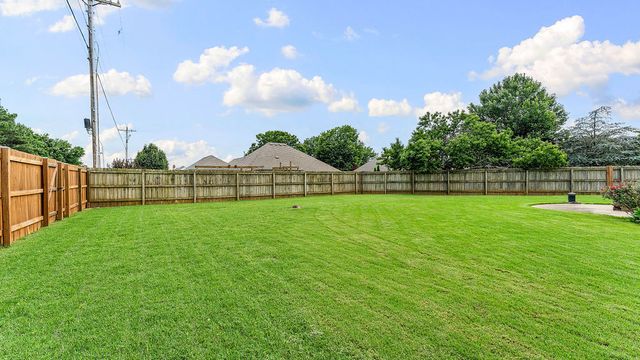 6425 W Pagosa Place, Fayetteville, AR 72704