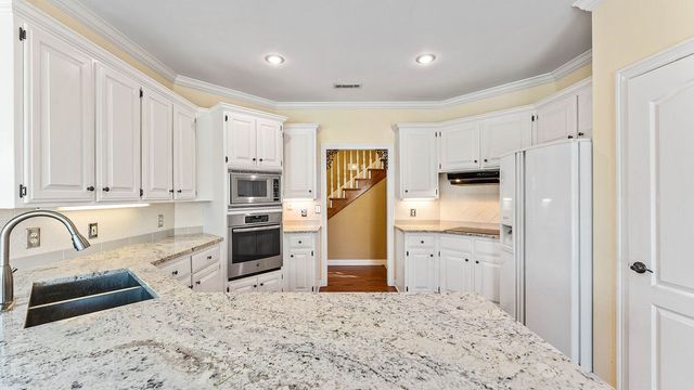 6425 W Pagosa Place, Fayetteville, AR 72704