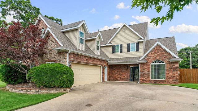 6425 W Pagosa Place, Fayetteville, AR 72704
