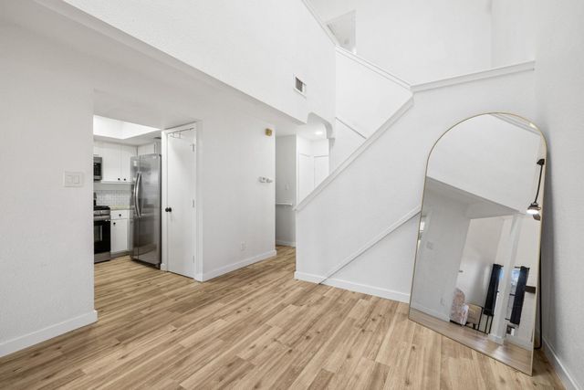 1010 W Rundberg LN 30, Austin, TX 78758