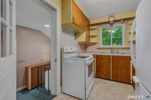 71 Old Hebron Road, Colchester, CT 06415