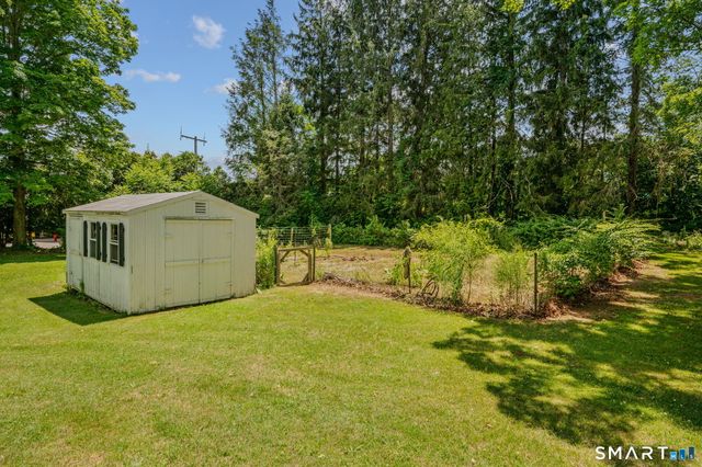 71 Old Hebron Road, Colchester, CT 06415