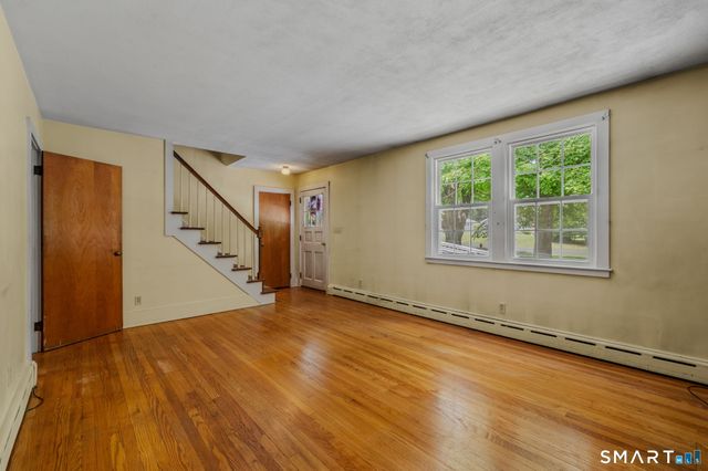 71 Old Hebron Road, Colchester, CT 06415