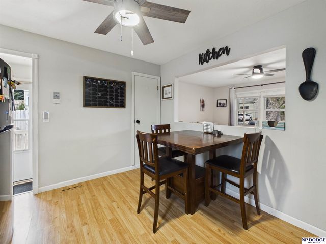 7534 Chandler Hills Drive, Bellevue, NE 68147