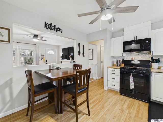 7534 Chandler Hills Drive, Bellevue, NE 68147