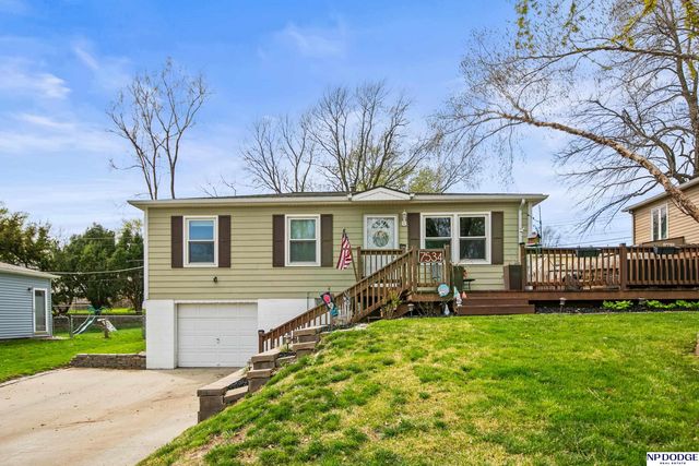 7534 Chandler Hills Drive, Bellevue, NE 68147