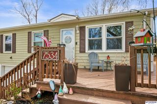 7534 Chandler Hills Drive, Bellevue, NE 68147