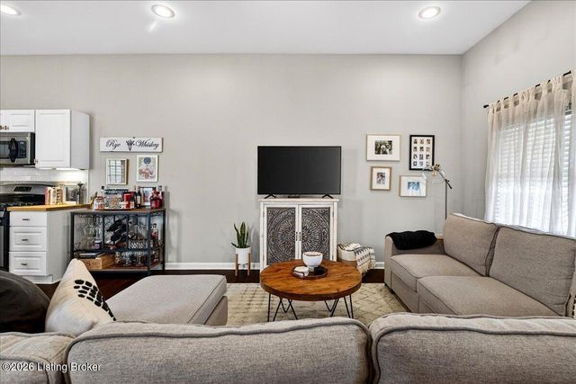 949 Samuel St, Louisville, KY 40204