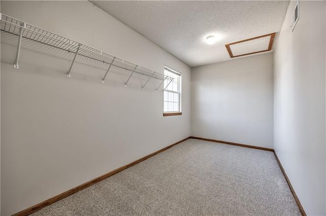 20935 W 125th Street, Olathe, KS 66061