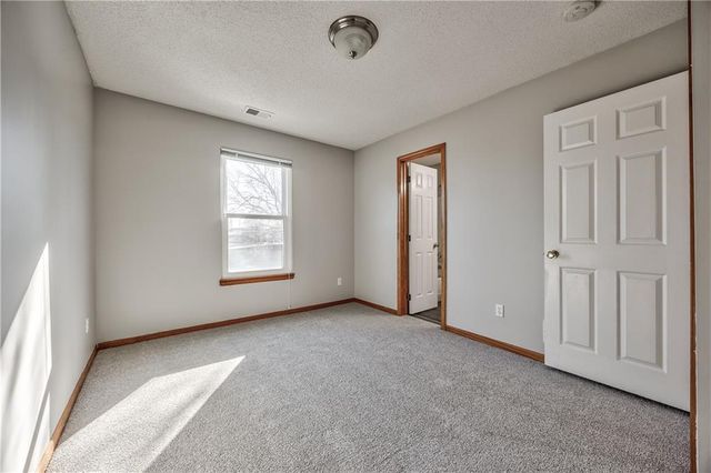 20935 W 125th Street, Olathe, KS 66061