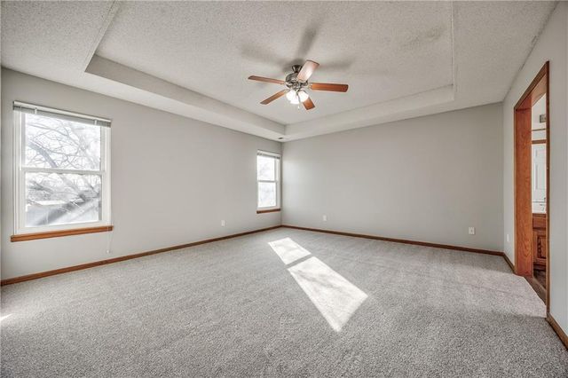 20935 W 125th Street, Olathe, KS 66061