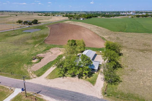 3949 County Road 302, Muenster, TX 76252