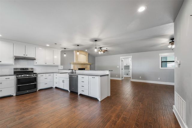 3949 County Road 302, Muenster, TX 76252