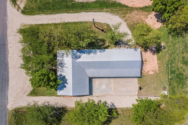 3949 County Road 302, Muenster, TX 76252