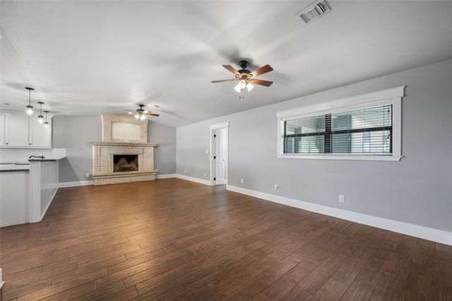 3949 County Road 302, Muenster, TX 76252
