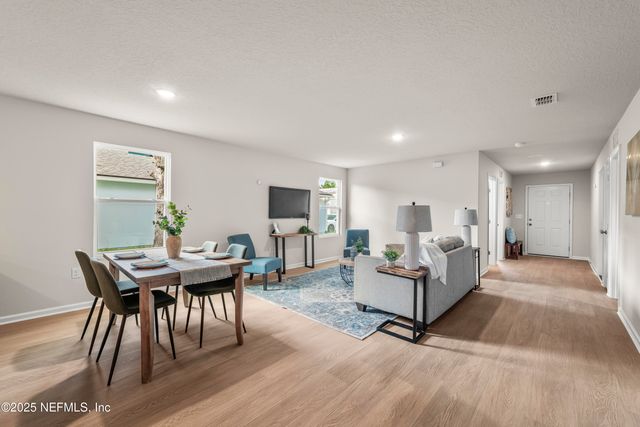 930 KENMORE Street, Jacksonville, FL 32208