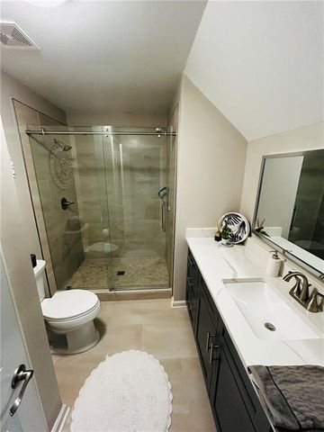 120 Glenclairn Court, Roswell, GA 30076
