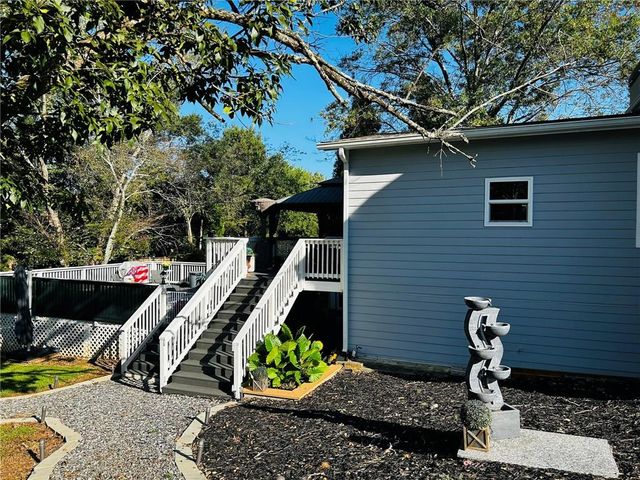 120 Glenclairn Court, Roswell, GA 30076