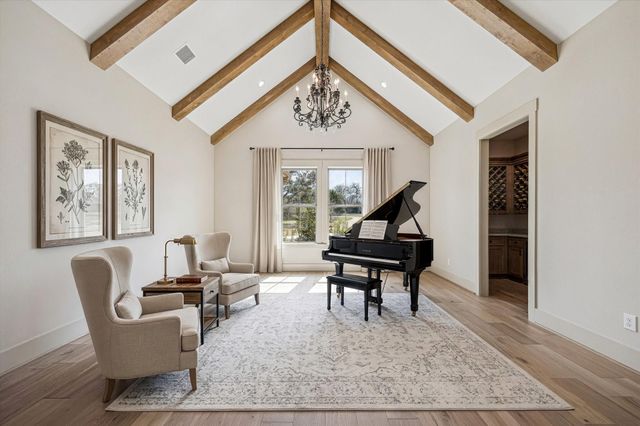 2130 Hartfield Road, Round Top, TX 78954