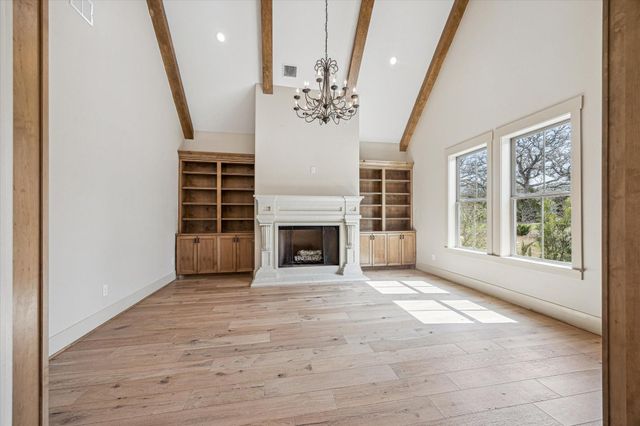 2130 Hartfield Road, Round Top, TX 78954