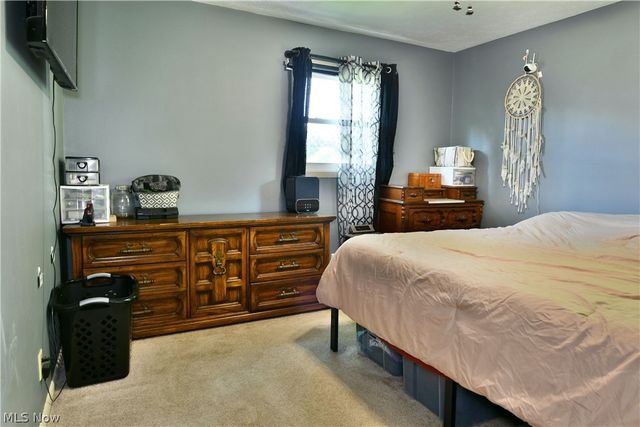 2484 Mahan Denman Road, Cortland, OH 44410