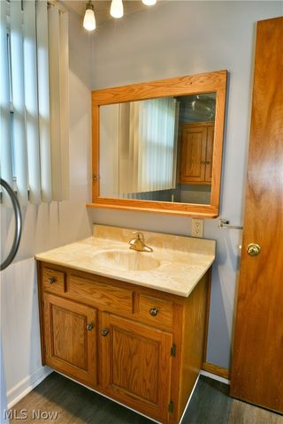 2484 Mahan Denman Road, Cortland, OH 44410