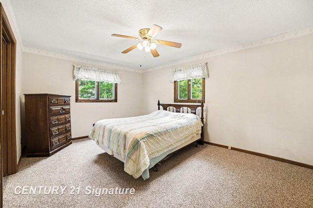 4403 Robinhood Terrace, Midland, MI 48642