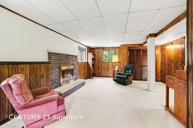 4403 Robinhood Terrace, Midland, MI 48642