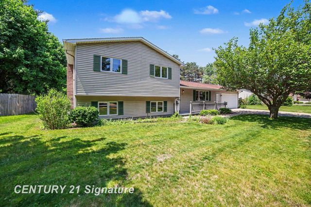 4403 Robinhood Terrace, Midland, MI 48642