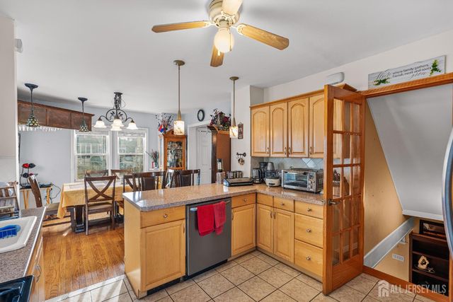 210 2nd Street, Dunellen, NJ 08812