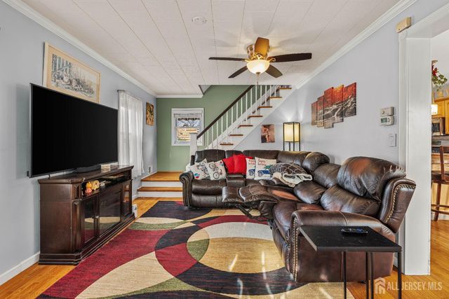 210 2nd Street, Dunellen, NJ 08812