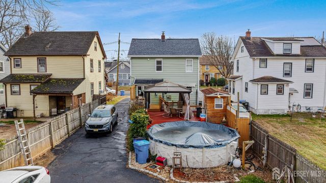 210 2nd Street, Dunellen, NJ 08812