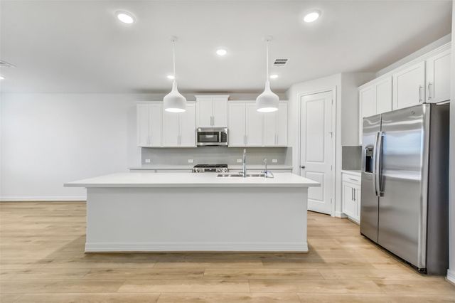 4116 Silver Falls Lane, League City, TX 77573