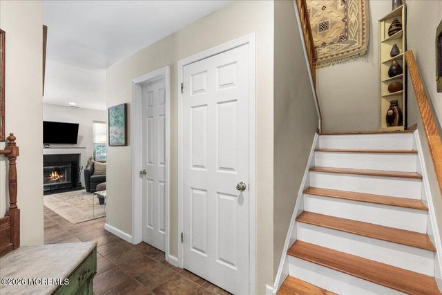 427 Dorchester Way, Manalapan, NJ 07726