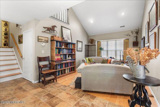 427 Dorchester Way, Manalapan, NJ 07726