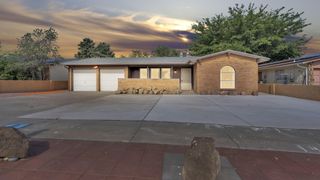 7613 JEMEZ Street NE, Albuquerque, NM 87109
