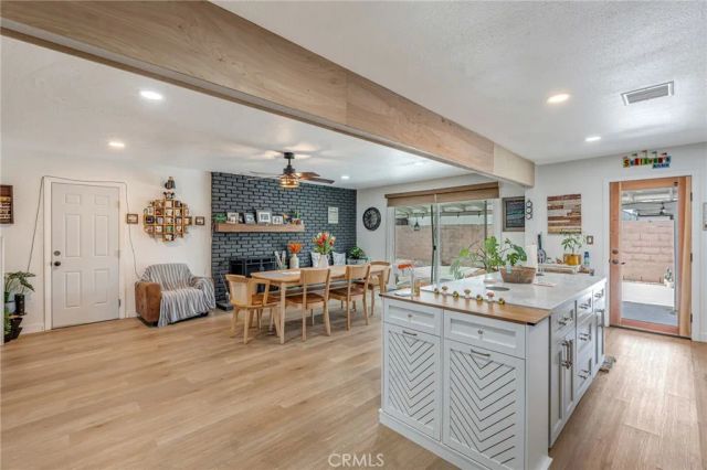 590 E Van Koevering, Rialto, CA 92376