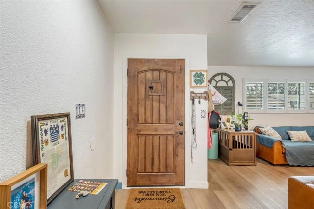 590 E Van Koevering, Rialto, CA 92376