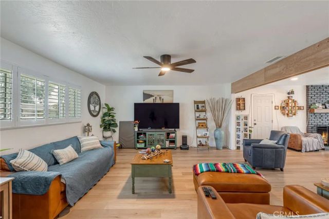 590 E Van Koevering, Rialto, CA 92376