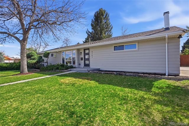 6707 S Birch Way, Centennial, CO 80122