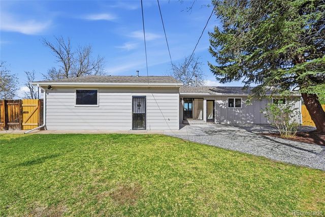 6707 S Birch Way, Centennial, CO 80122