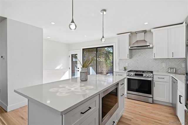 6707 S Birch Way, Centennial, CO 80122