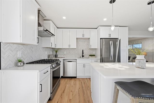 6707 S Birch Way, Centennial, CO 80122