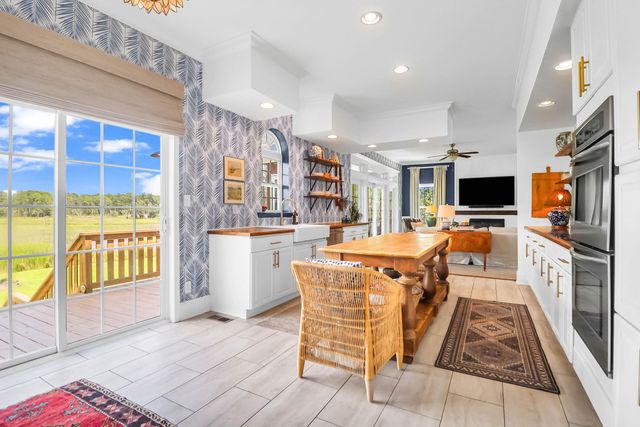 4760 Walking Horse Road, Meggett, SC 29449